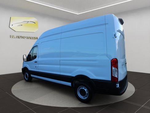 Used 2023 Ford Transit 250 148 High Roof image 5