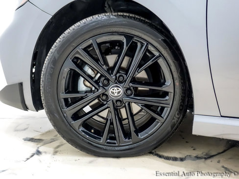 Used 2025 Toyota Camry SE image 12