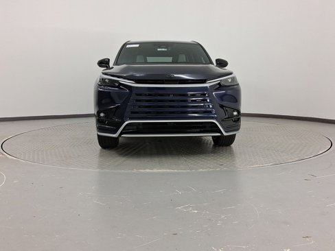 New 2025 Lexus TX 500h AWD image 6