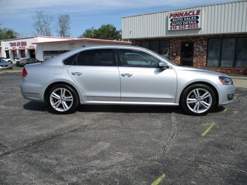 Used 2015 Volkswagen Passat TDI SEL Premium image 7
