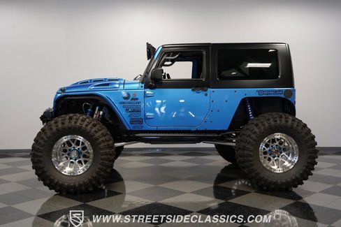 Used 2010 Jeep Wrangler Rubicon w/ PWR Convenience Group image 7