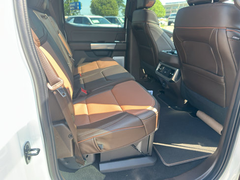Used 2025 Ford F250 King Ranch w/ Chrome Package image 18