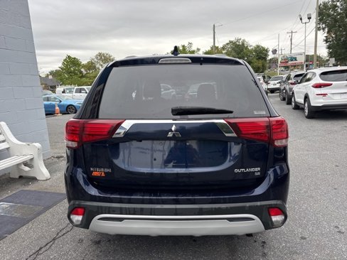 Used 2019 Mitsubishi Outlander AWD image 5
