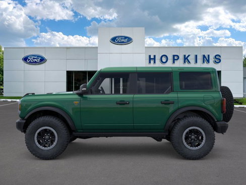 New 2025 Ford Bronco Badlands image 3