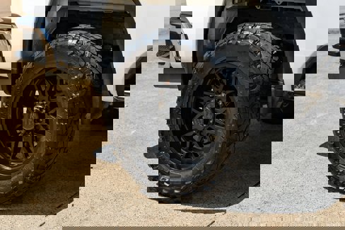 Used 2020 Chevrolet Silverado 2500 LT w/ Z71 Off-Road Package image 45