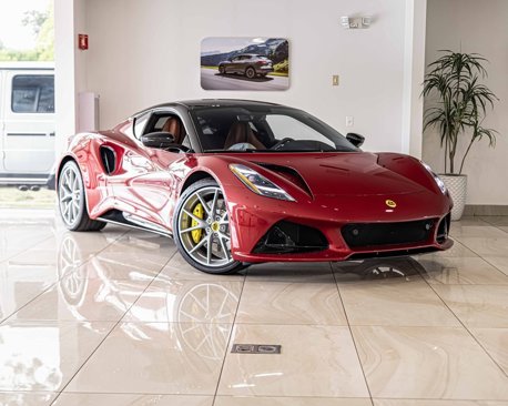 New 2025 Lotus Emira image 5