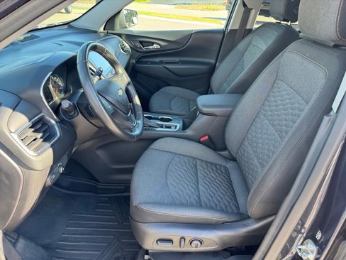Used 2018 Chevrolet Equinox LT w/ Sun & Infotainment Package image 8