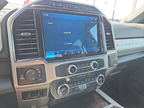 Used 2022 Ford F350 Lariat w/ Tremor Off-Road Package image 32