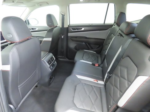 New 2026 Volkswagen Atlas Peak Edition image 22