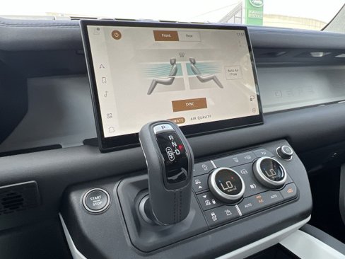 New 2025 Land Rover Defender 130 S image 31