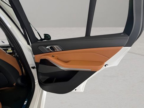 New 2026 BMW X5 xDrive40i w/ M Sport Package image 28