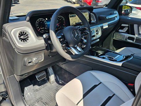Certified 2025 Mercedes-Benz G 63 AMG 4MATIC image 19