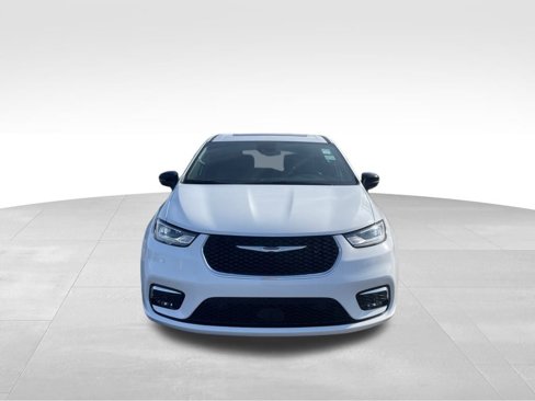 New 2026 Chrysler Pacifica Select image 8