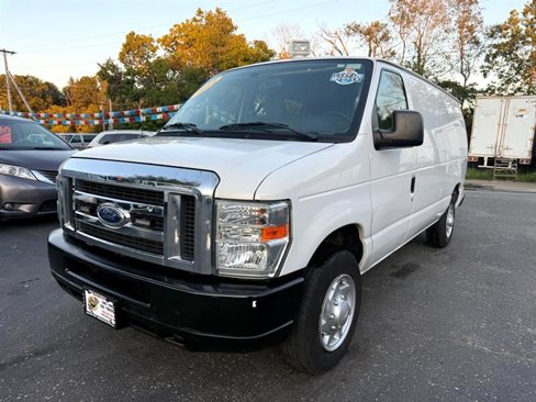 Used 2014 Ford E-150 and Econoline 150 w/ Power Group image 5