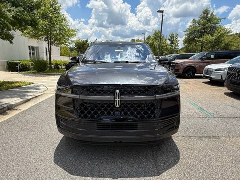 New 2025 Lincoln Navigator L Reserve w/ Jet Appearance Package image 10