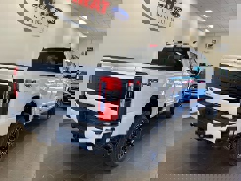 New 2026 Ford F350 Platinum image 32