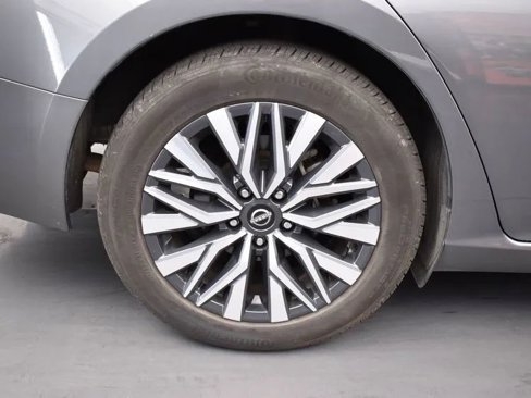 Used 2024 Nissan Altima 2.5 SV image 36