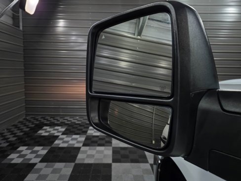 Used 2024 RAM 2500 Tradesman w/ Chrome Appearance Group image 35