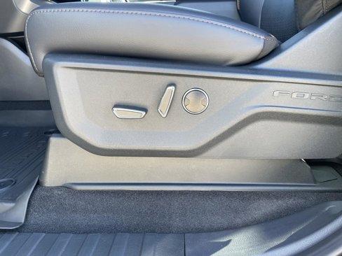 New 2025 Ford F150 Lariat w/ Equipment Group 502A High image 11