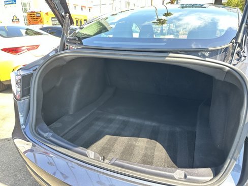 Used 2023 Tesla Model 3 Standard Range image 5