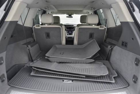 Used 2024 Cadillac XT6 Premium Luxury w/ LPO, Floor Liner Package image 13
