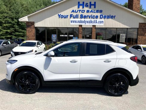 Used 2024 Buick Encore GX Sport Touring w/ Comfort Package image 8