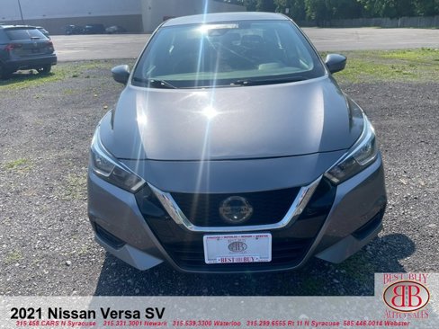 Used 2021 Nissan Versa SV image 8