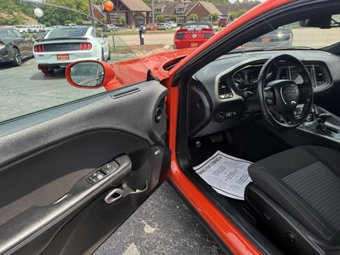 Used 2023 Dodge Challenger SXT w/ Blacktop Package image 15