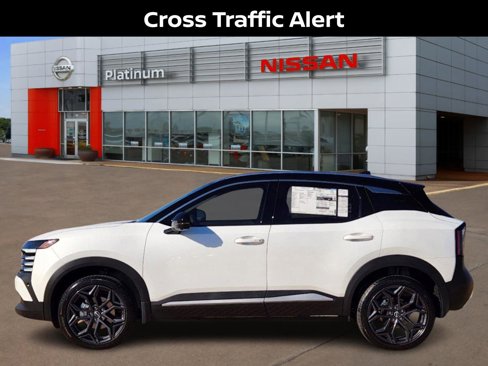 New 2025 Nissan Kicks SR w/ Illumination Package image 5