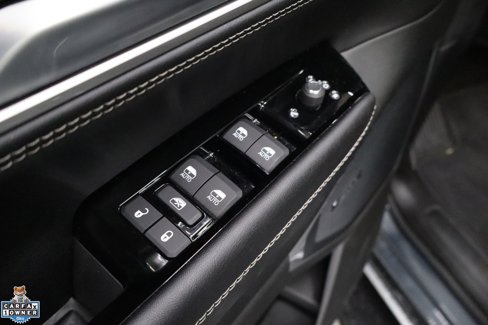 Used 2025 Jeep Wagoneer 4WD w/ Convenience Group I image 15