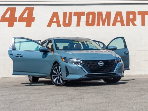 Used 2024 Nissan Sentra SV w/ SV Premium Package image 13