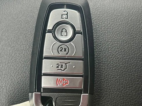 New 2024 Ford Escape SE image 19