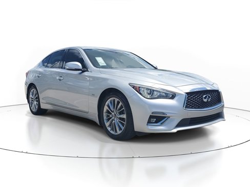 Used 2019 INFINITI Q50 Luxe image 2