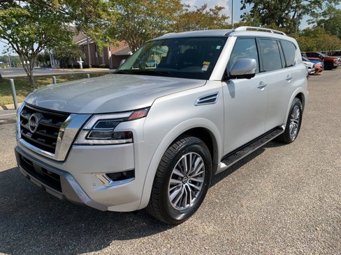 Used 2024 Nissan Armada SL w/ Captain's Chairs Package image 4