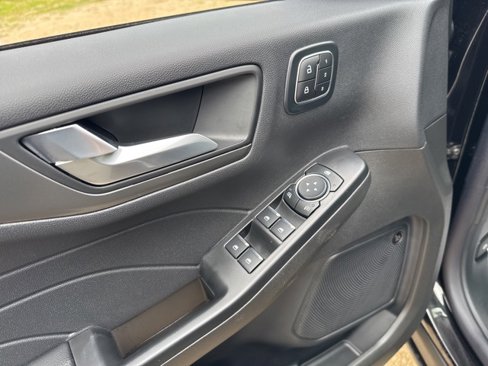 New 2025 Ford Escape Active w/ Active Premium Tech Pack image 12