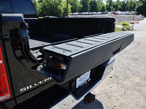 Certified 2024 Chevrolet Silverado 3500 LTZ w/ LTZ Premium Package image 22