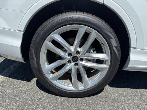 New 2025 Audi Q7 3.0T Premium Plus image 23