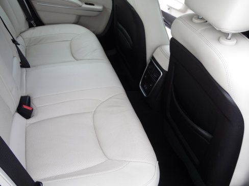 Used 2019 Chrysler 300 Limited image 24