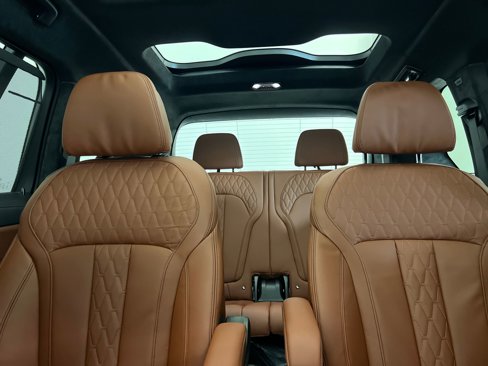 New 2026 BMW X7 M60i image 33