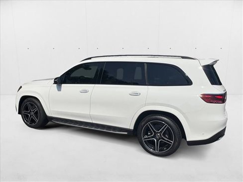 New 2026 Mercedes-Benz GLS 450 4MATIC image 13