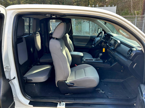 Used 2021 Toyota Tacoma SR w/ SX Package image 14