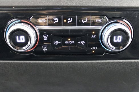 Used 2024 GMC Sierra 3500 SLE image 25