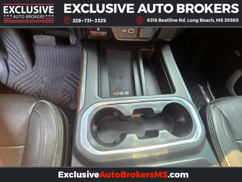Used 2022 Chevrolet Silverado 1500 High Country w/ Technology Package image 34