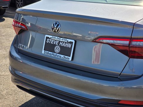 Used 2022 Volkswagen Jetta S image 15