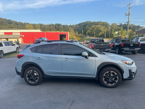 Used 2021 Subaru Crosstrek 2.0i Premium image 4