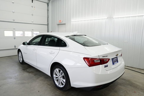 Used 2016 Chevrolet Malibu LT image 8