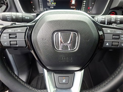 Used 2025 Honda Pilot Elite image 30