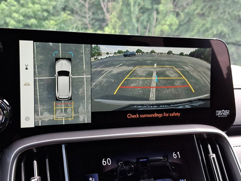 New 2025 Lexus LX 700h Overtrail image 17
