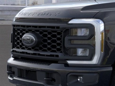 New 2025 Ford F250 Lariat w/ Lariat Ultimate Package image 17