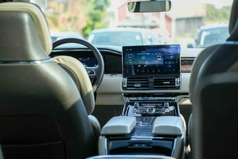 Used 2023 Lincoln Navigator Reserve w/ Equipment Group 201A image 16
